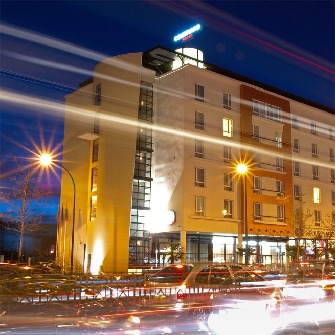 julianrincon Julian Rincon INTERNATIONAL D'ARCHITECTURE international darchitecture International d'architecture Atelier 3 Hotel 3 Courtyard by Marriott Colombes Hotel et commerce